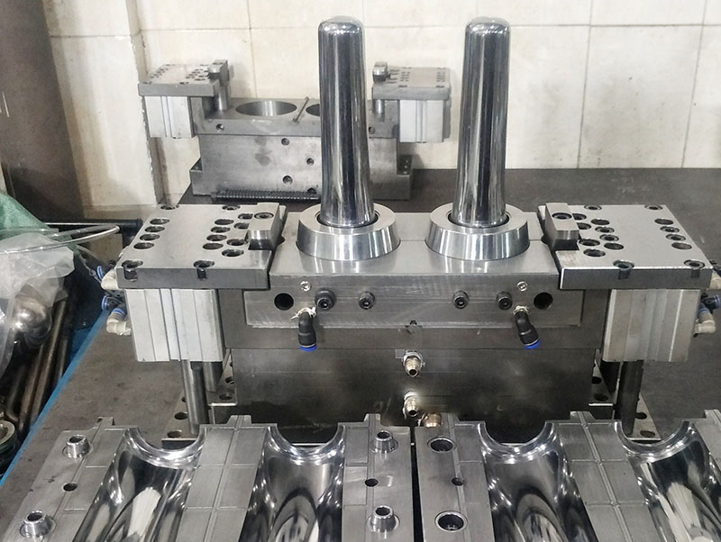甘洛模具制造-05